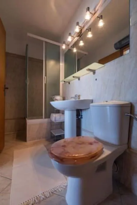 Maia'S Beach Apartment Сплит