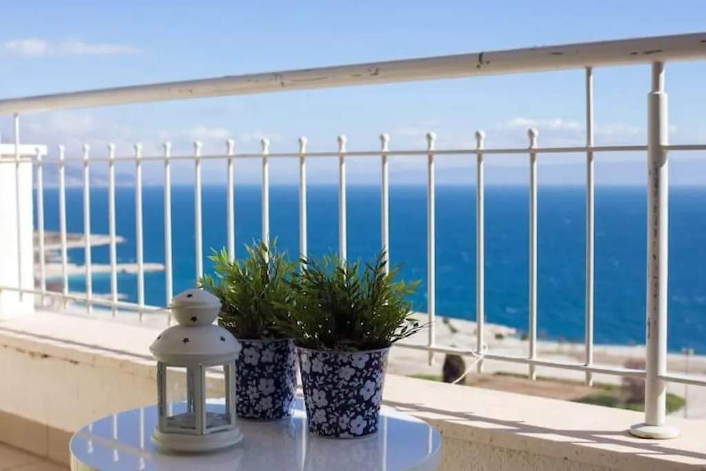 Maia'S Beach Apartment Сплит